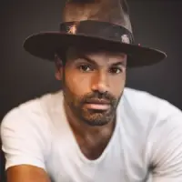 Blow Me Away by Alain Clark - XtraFM Costa Blanca Radio