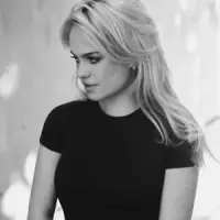 Warwick Avenue by Duffy - XtraFM Costa Blanca Radio