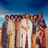 Let's Groove by Earth, Wind & Fire - XtraFM Costa Blanca Radio