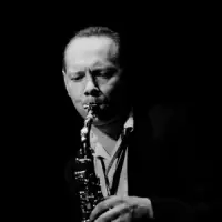 Steppin' Out by Joe Jackson - XtraFM Costa Blanca Radio