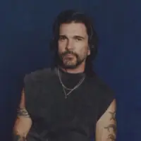 La Camisa Negra by Juanes - XtraFM Costa Blanca Radio