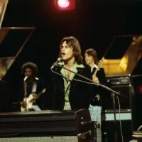 (Shake, Shake, Shake) Shake Your Booty by Kc & The Sunshine Band - XtraFM Costa Blanca Radio