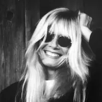 Bette Davis Eyes by Kim Carnes - XtraFM Costa Blanca Radio