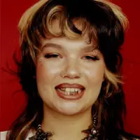 Messy by Lola Young - XtraFM Costa Blanca Radio