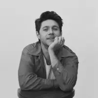 Slow Hands by Niall Horan - XtraFM Costa Blanca Radio