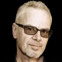 The Riddle by Nik Kershaw - XtraFM Costa Blanca Radio