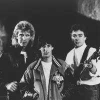 Your Love by The Outfield - XtraFM Costa Blanca Radio